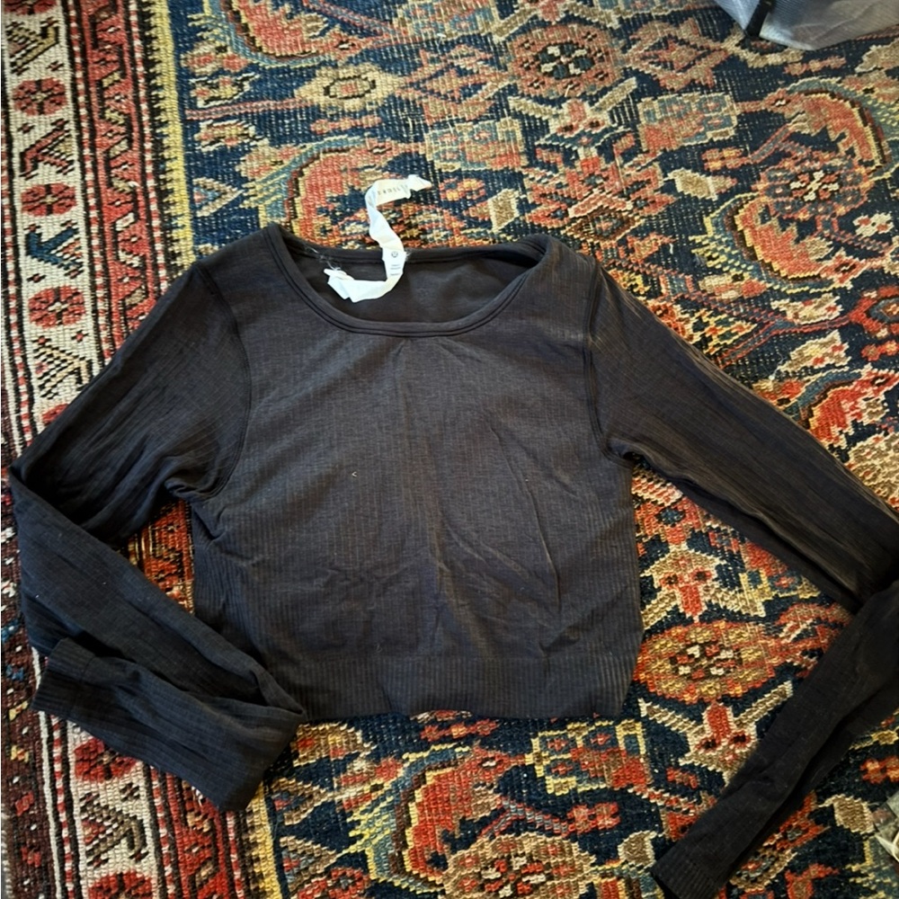 Lululemon Athletica Black -Ebb To Street Long- Sleeve Shirt Crop Top - Picture 3 of 4